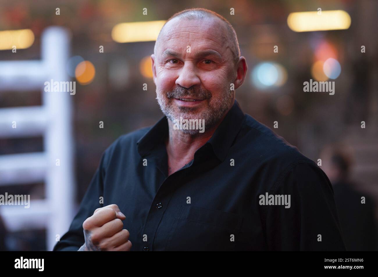 Heavyweight kickboxer hi-res stock photography and images - Alamy