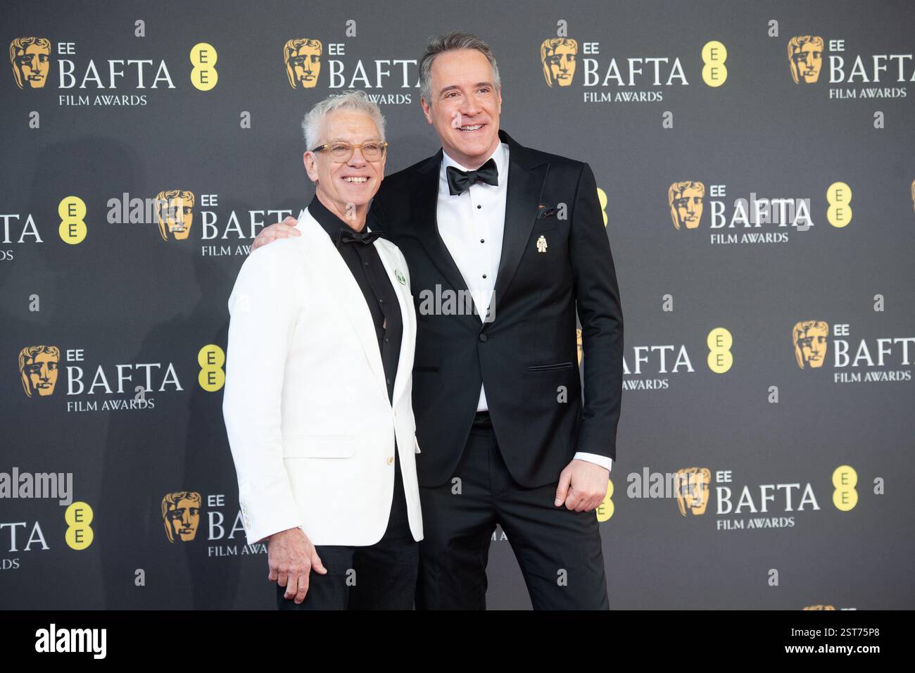 PRECIOUS L GEMS❣️CHRIS SANDERS❣️NFL❣️ PRECIOUS L GEMS❣️CHRIS SANDERS❣️NFL❣️ 2021 Panini Chronicles