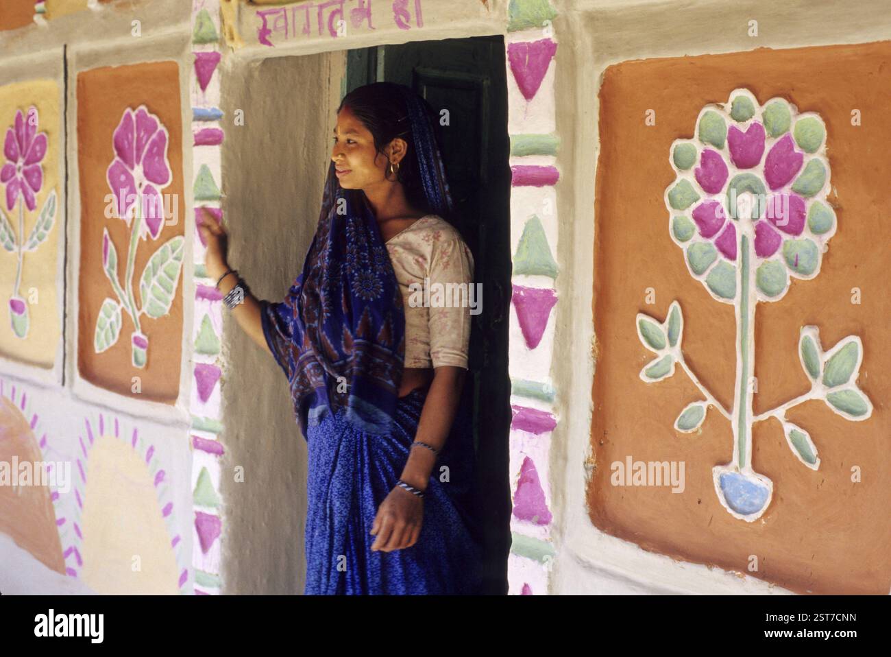 Painting depicting two women hi-res stock photography and images - Alamy