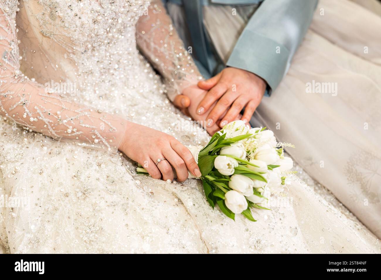 Bride sitting on couch hi-res stock photography and images - Alamy