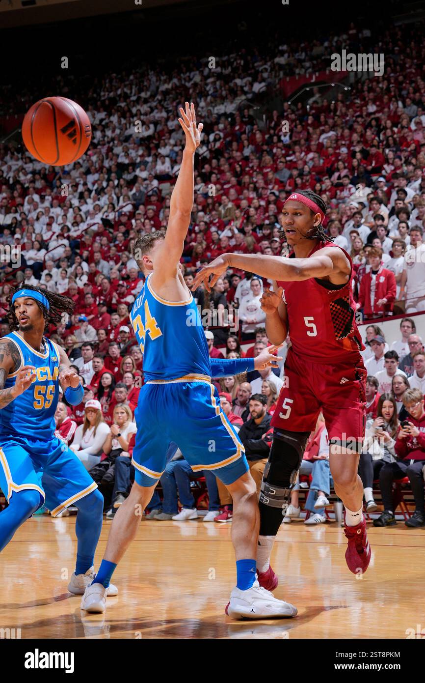 BLOOMINGTON, IN - FEBRUARY 14: Indiana Hoosiers forward Malik Reneau (5 ...