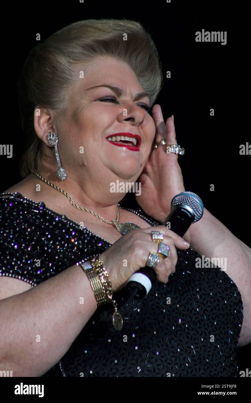The Mystery Of Paquita La Del Barrios Age Finally Solved - 9sswh7t
