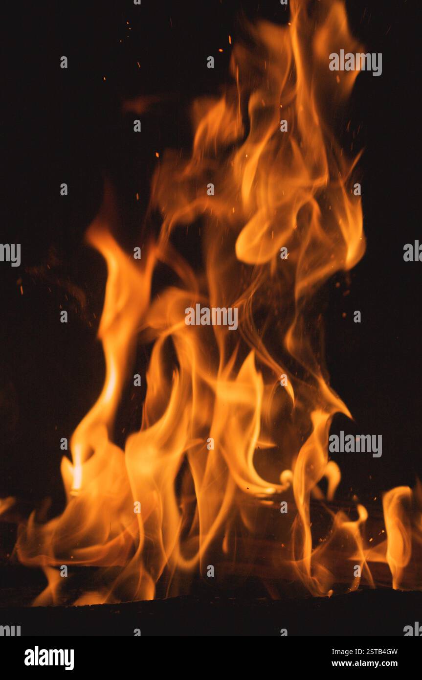 Fire Dramatic Backgound Fire dramatic flame texture hi-res stock photography and images - Alamy
