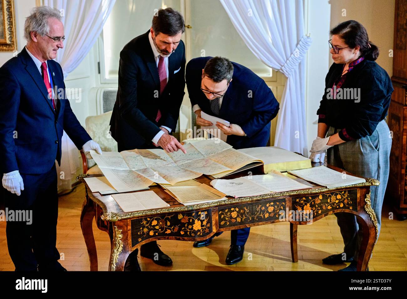 Prague, Czech Republic. 18th Feb, 2025. From centre left Slovak Foreign