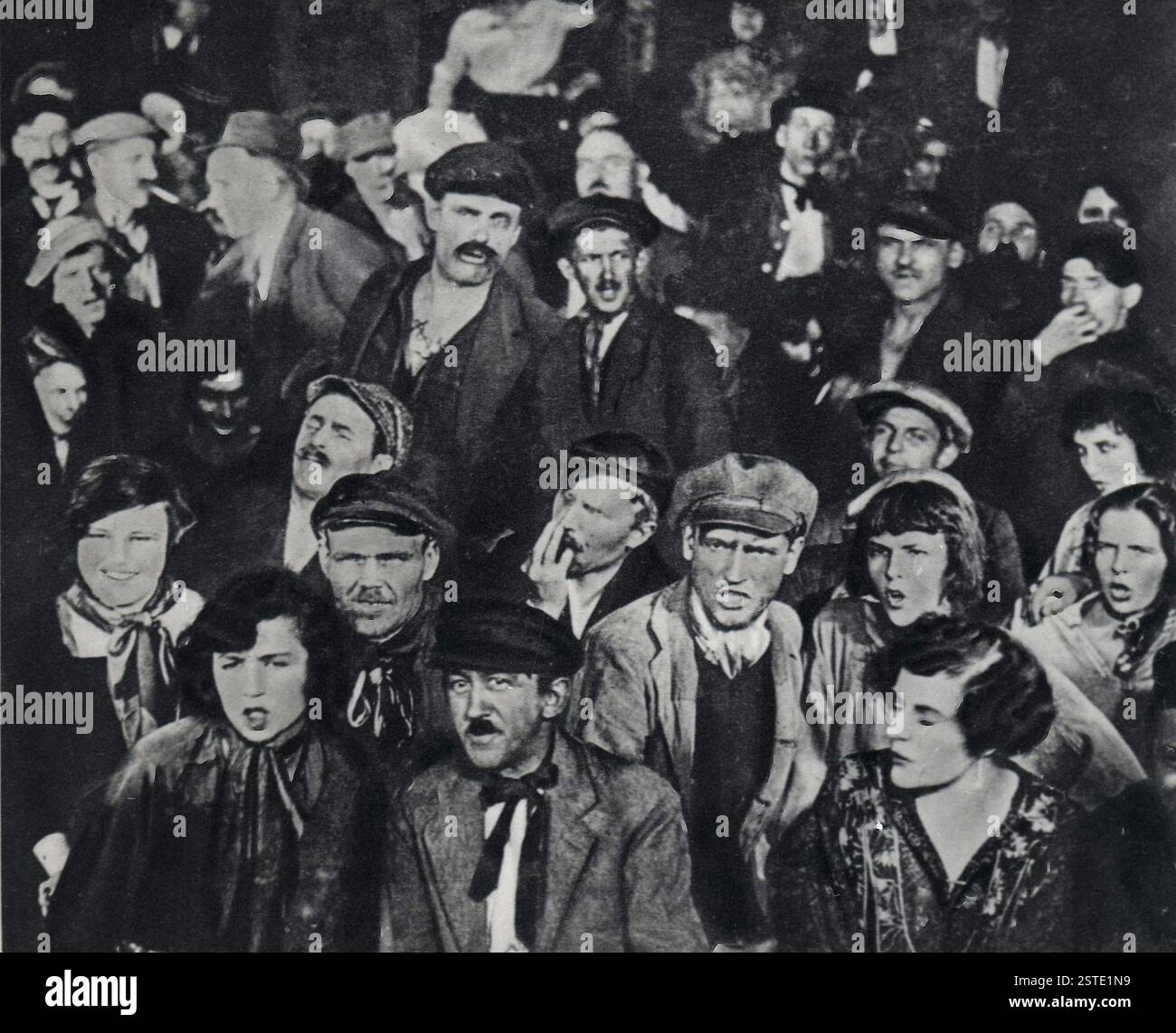 Scene from 1925 silent hi-res stock photography and images - Alamy