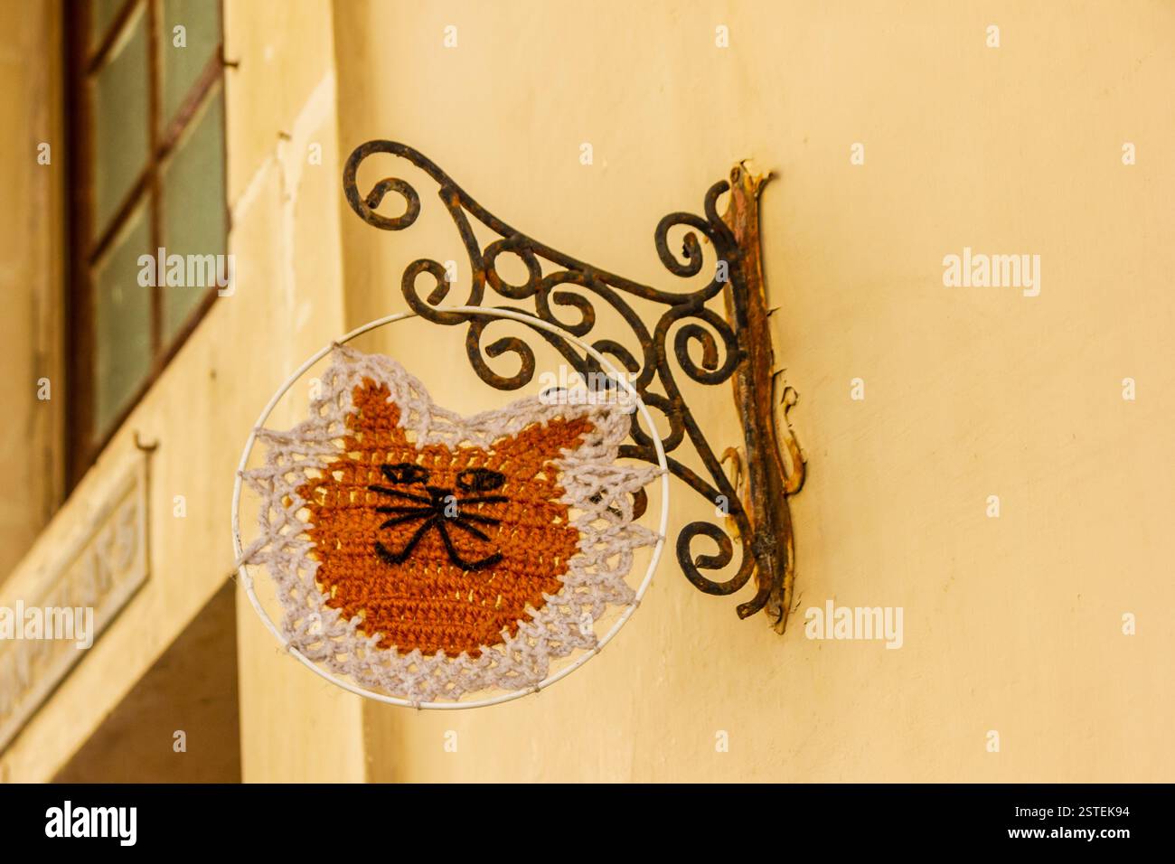 Bracket architecture hi-res stock photography and images - Alamy