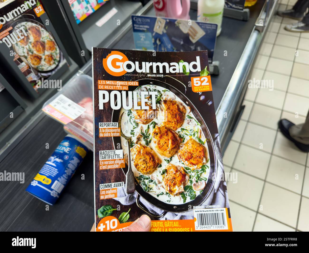 Food magazine cover hi-res stock photography and images - Alamy