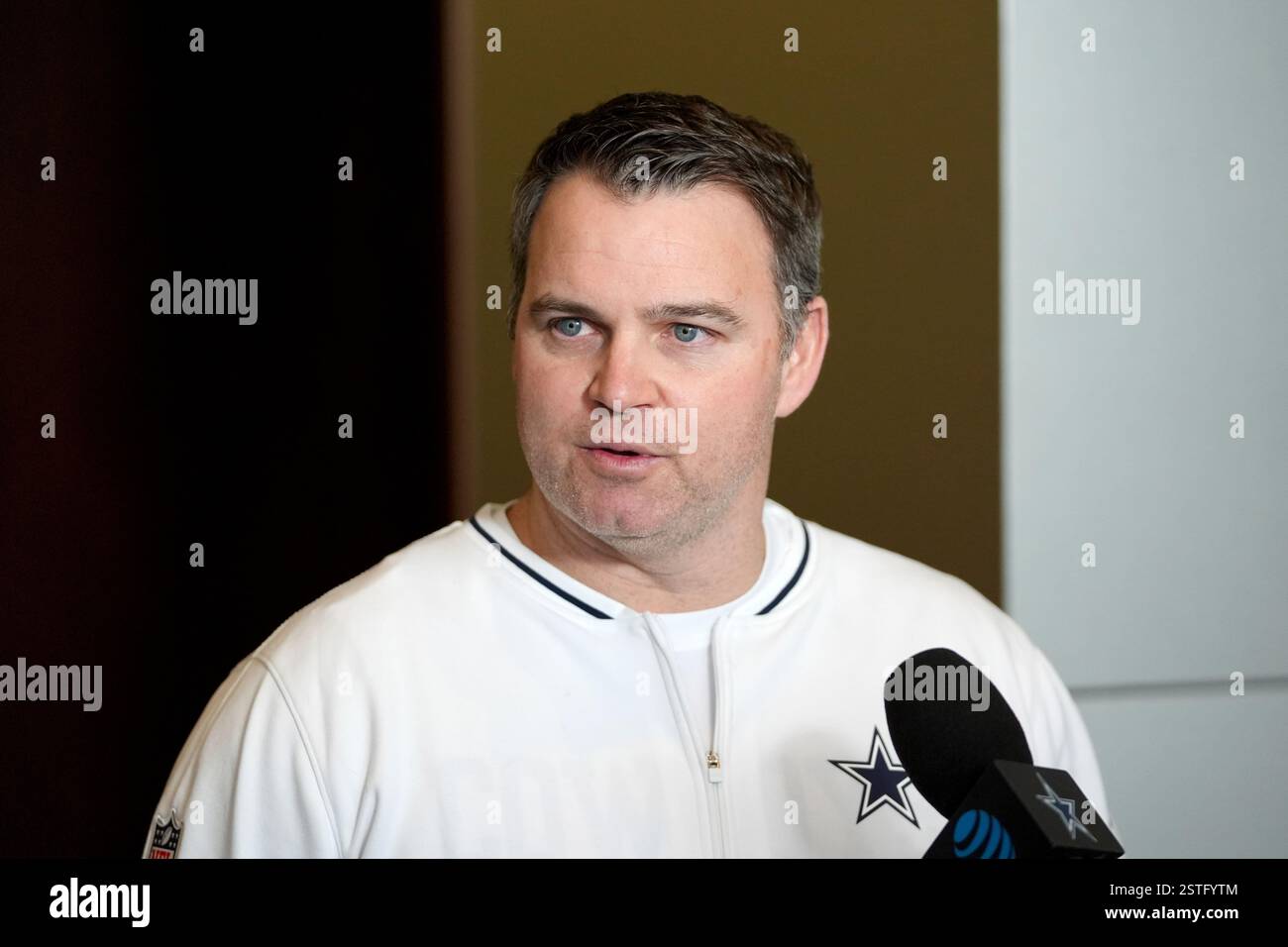 Dallas Cowboys linebackers coach Dave responds to questions during an NFL football news