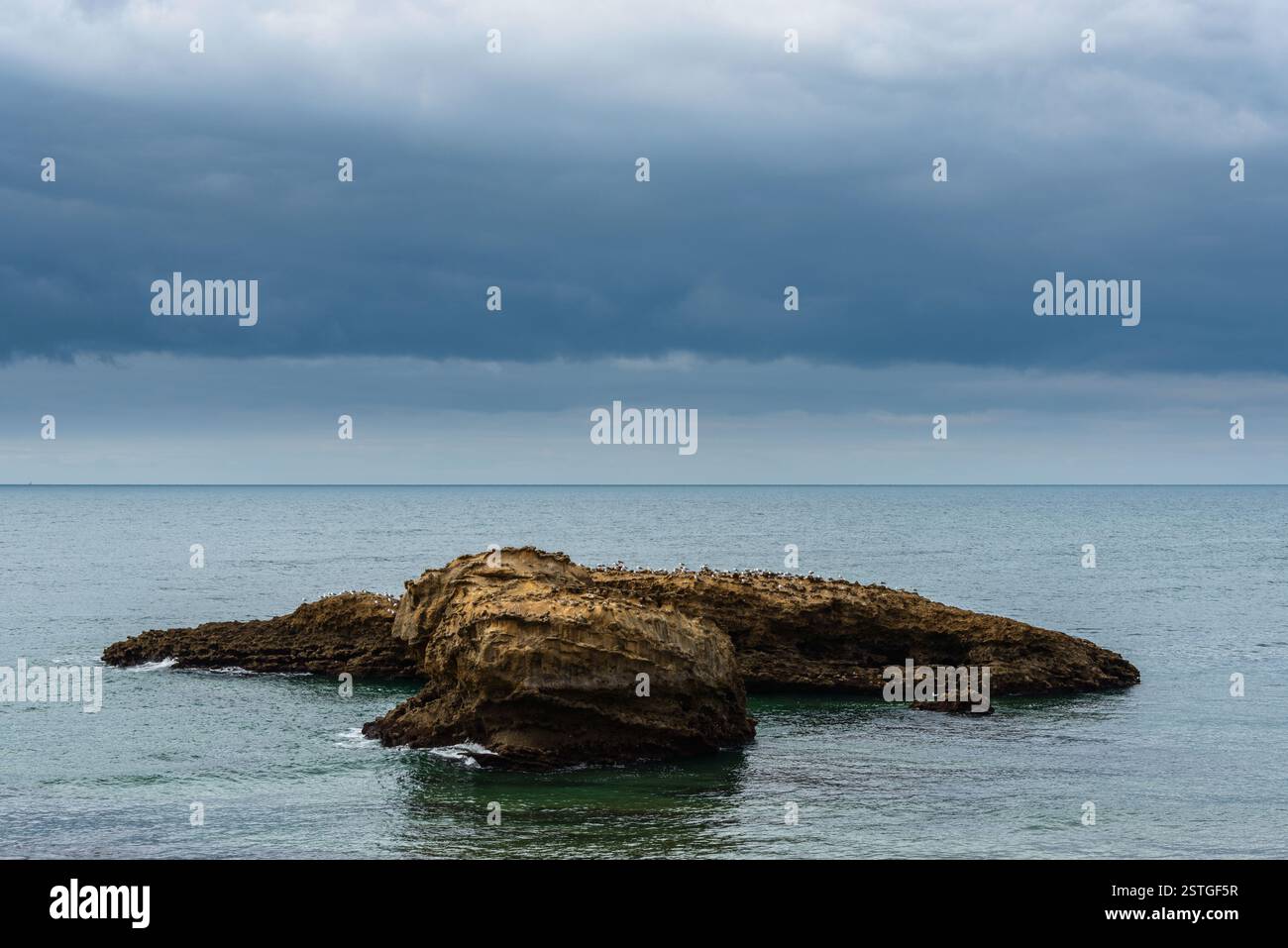 Stormy weather at sea hi-res stock photography and images - Alamy