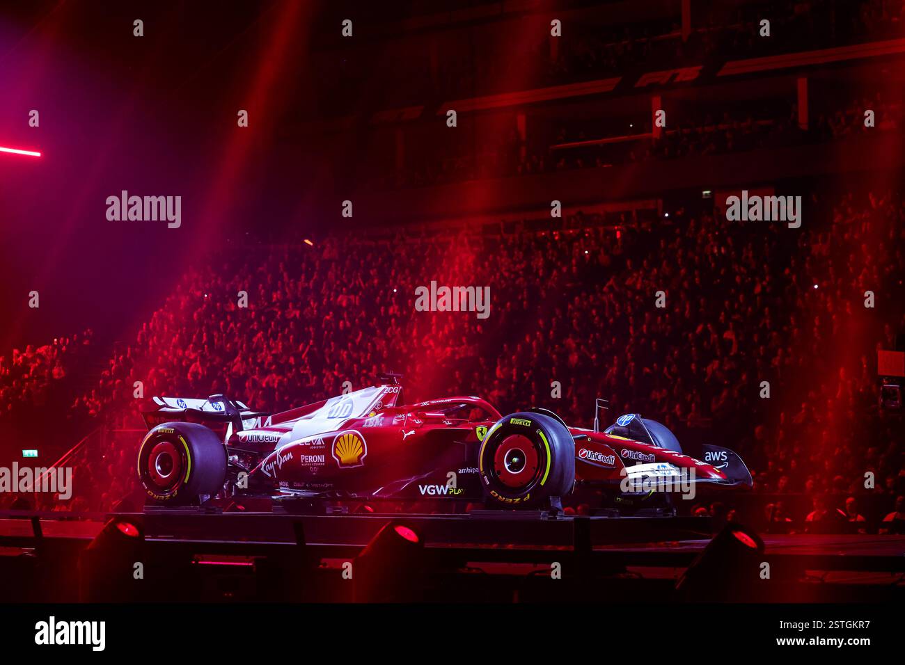 London, Emirats Arabes Unis. 18th Feb, 2025. Scuderia Ferrari SF-25 ...