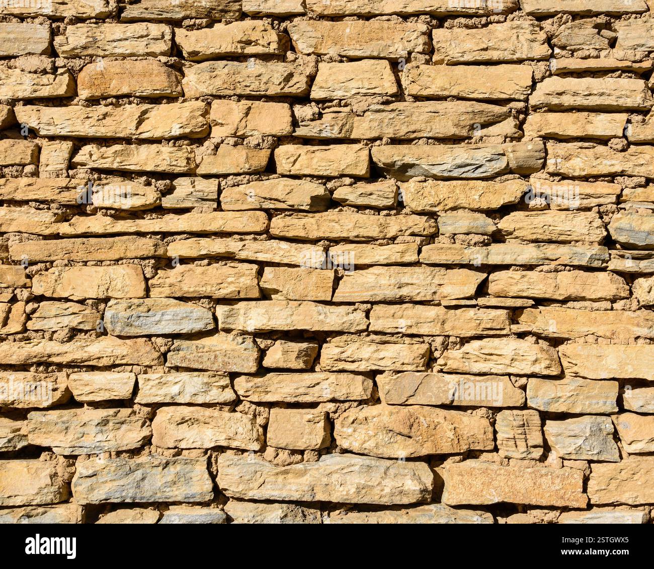 Rustic stone wall lines hi-res stock photography and images - Alamy