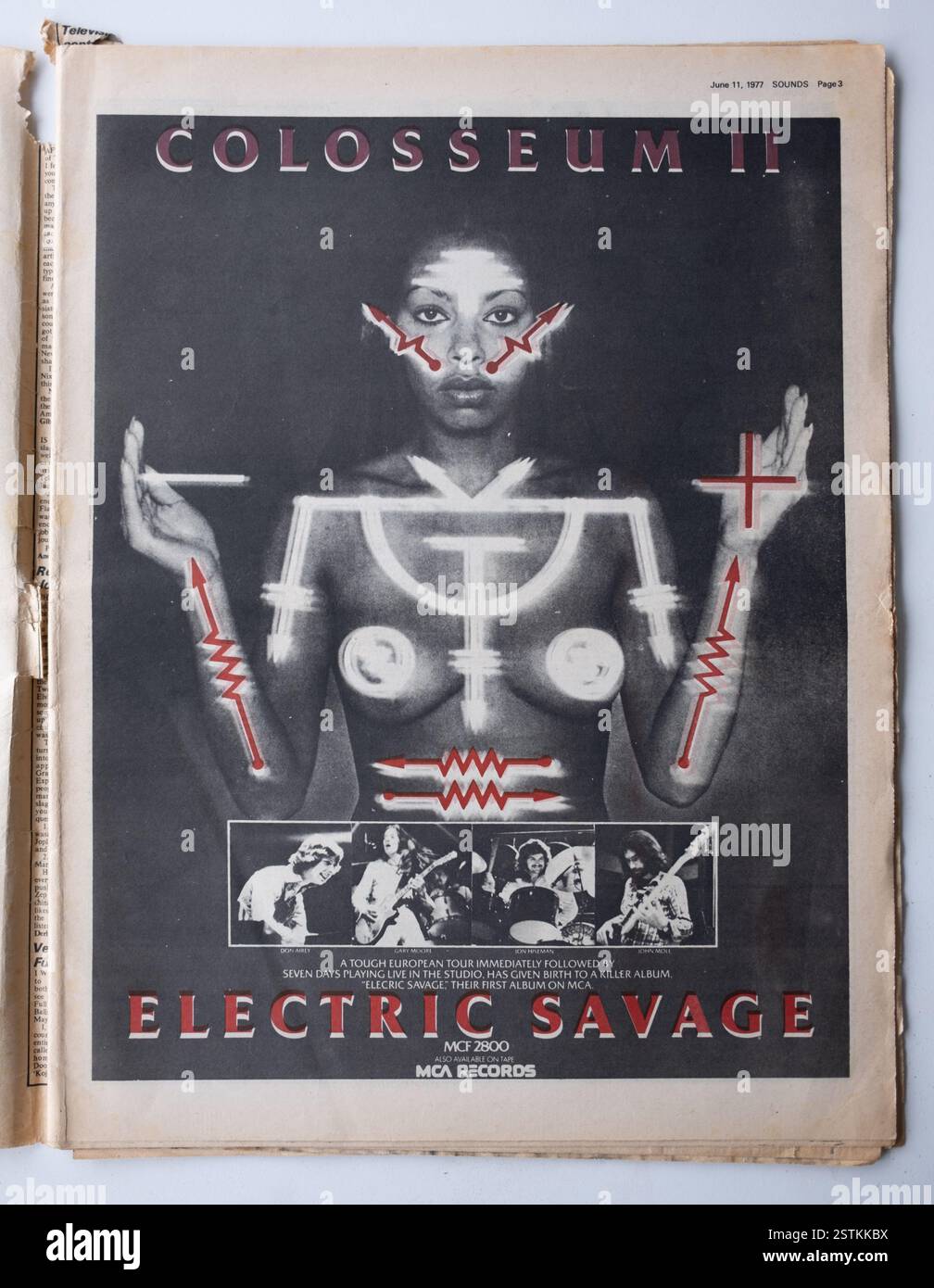 Full Page Advert in a Vintage 1970s Issue of the SOUNDS Music Paper for the band COLOSSEUM II - Electric Savage Stock Photo