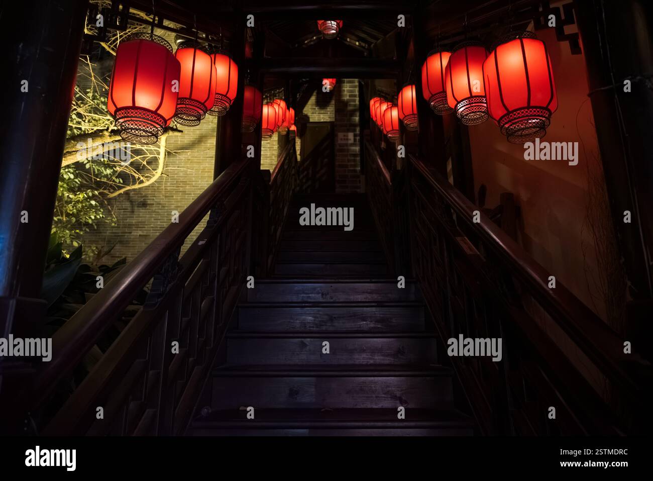 Illuminated traditional chinese architectural hi-res stock photography ...