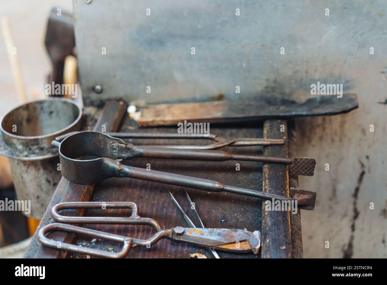 Glassblowing tools hi-res stock photography and images - Alamy