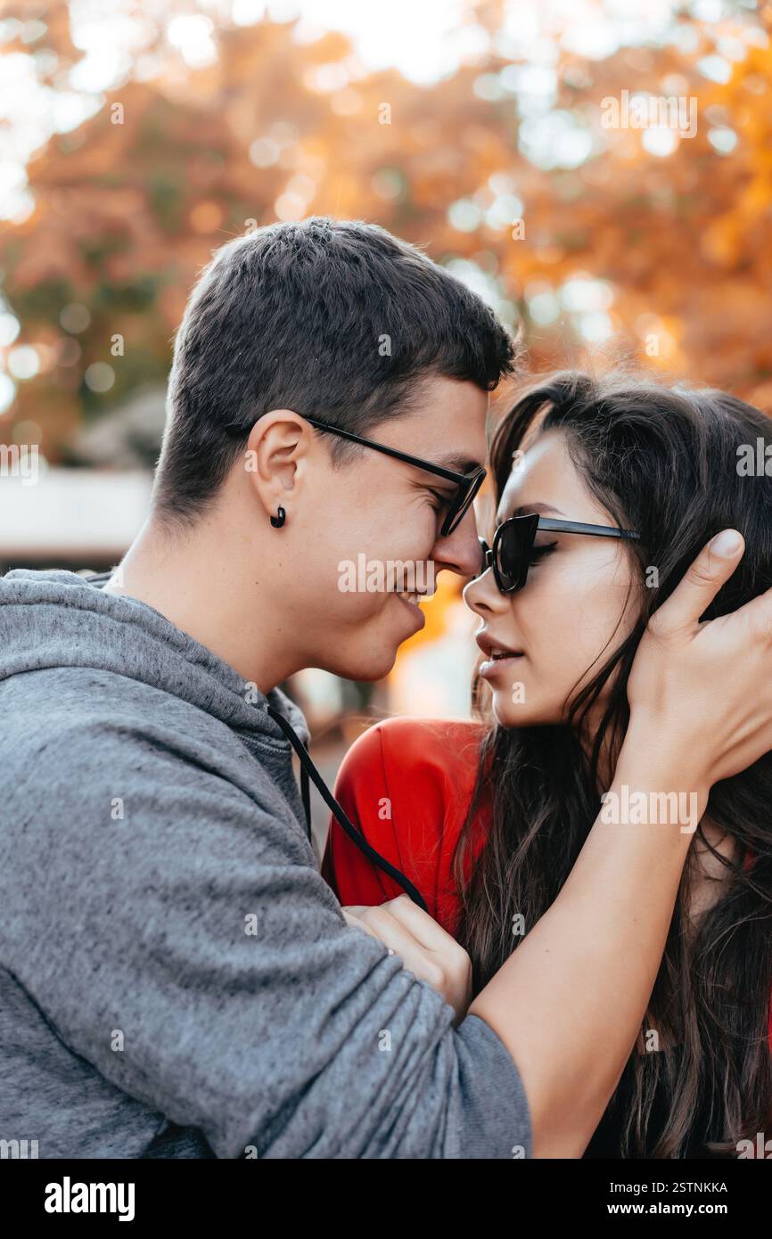 Beautiful girl guy walking hand hi-res stock photography and images - Alamy