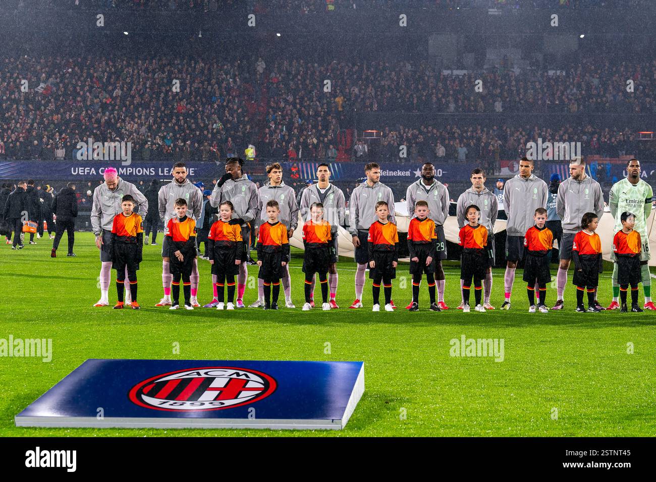 Rafael hernández hi-res stock photography and images - Page 2 - Alamy, image size:1300x956