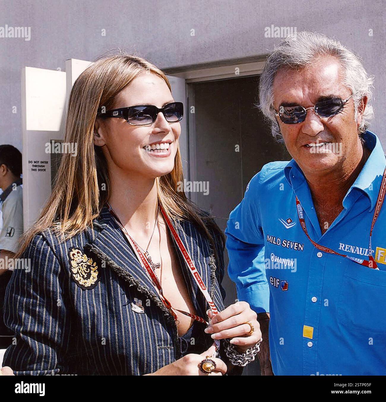 Heidi klum 2002 hi-res stock photography and images - Alamy