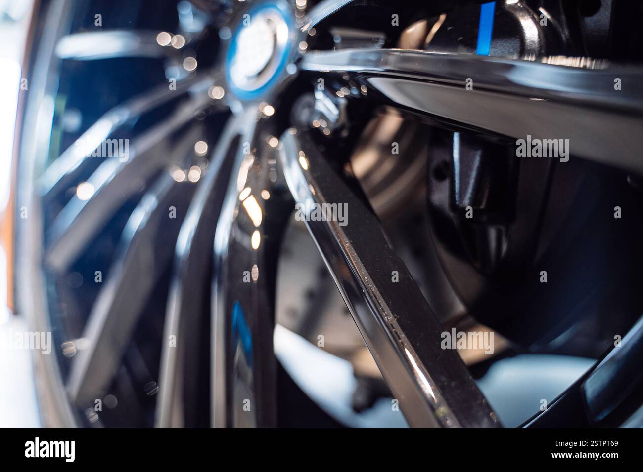 Close up chrome alloy hi-res stock photography and images - Alamy