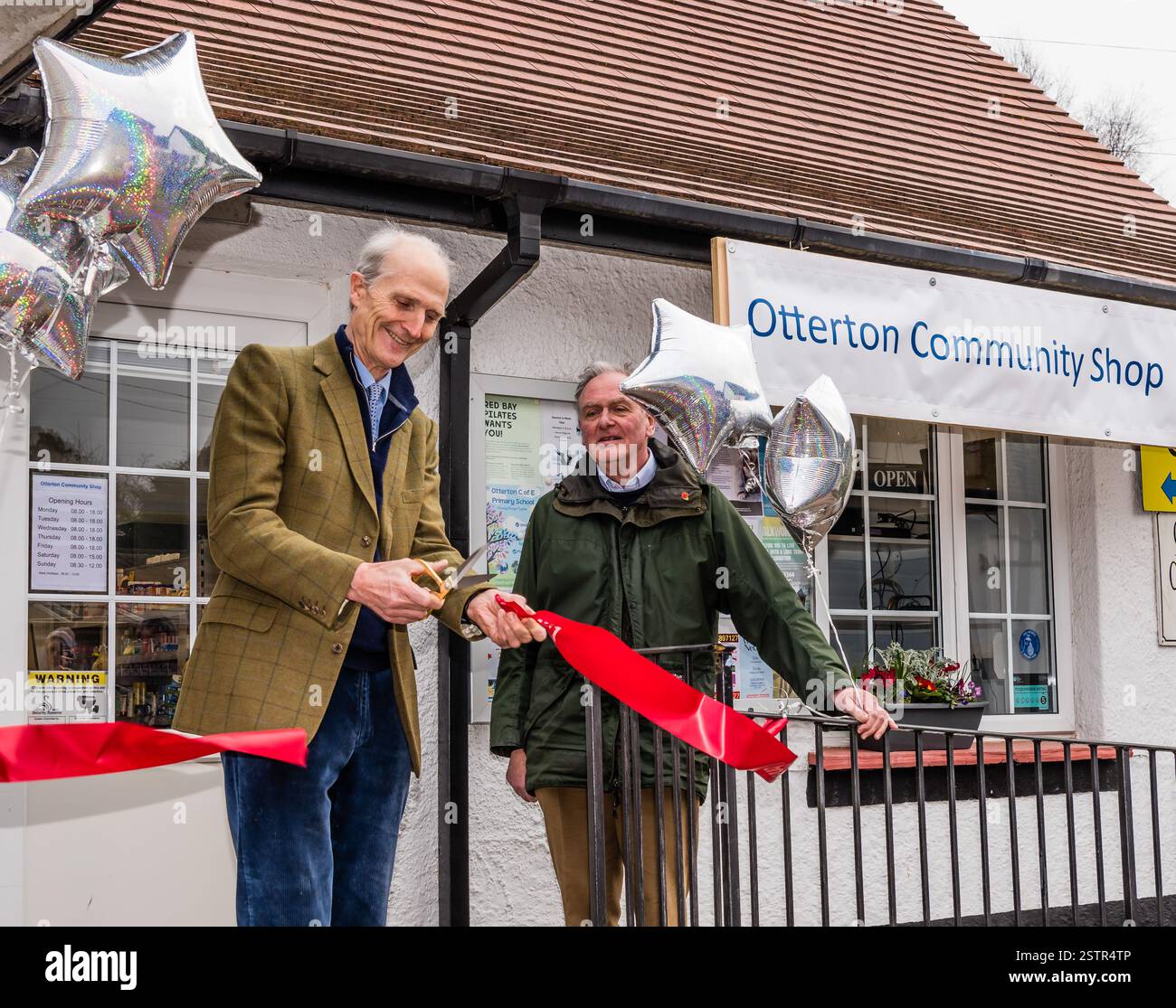 Lord clinton cutting the ribbon hi-res stock photography and images - Alamy