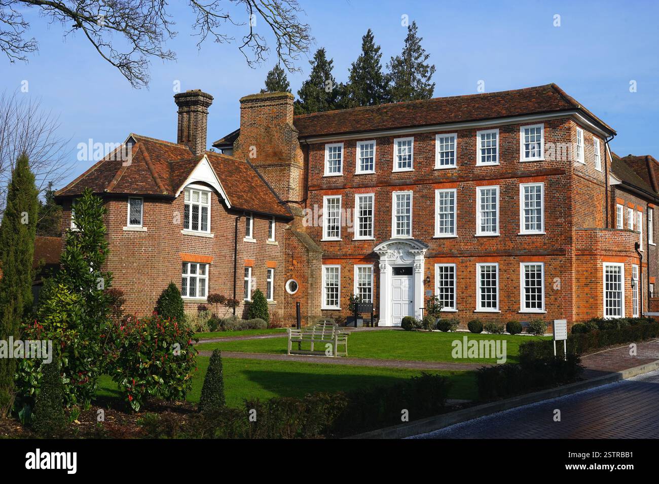 18th century town house hi-res stock photography and images - Alamy