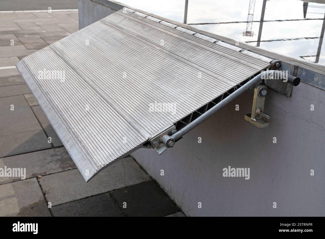 Loading Dock Ramp Stock Photo - Alamy
