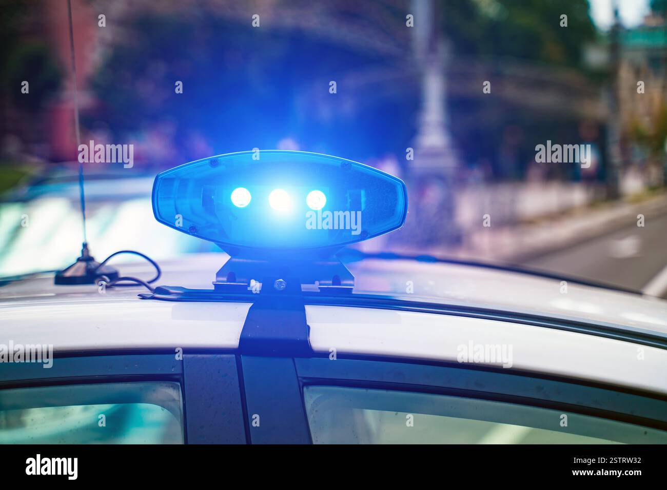 Close-up of flashing lights on a police car Stock Photo - Alamy