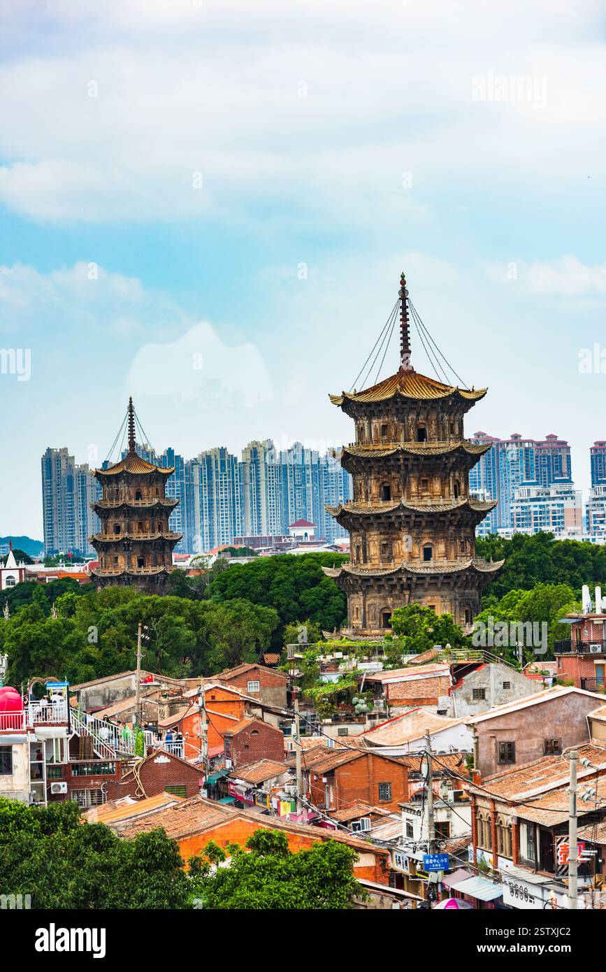Ancient Pagoda of Kaiyuan Temple in Quanzhou, Fujian, China Stock Photo ...