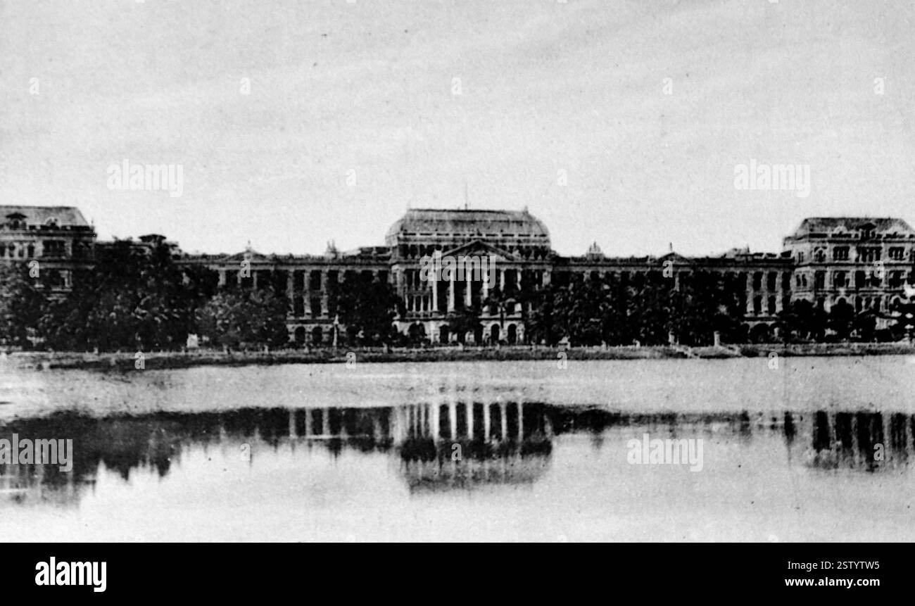 Secretariat Office, Calcutta, (now known as Kolkata), West Bengal, India. Wide angle monochrome view of the extensive buildings. Published by the Art Union of Calcutta, c1910s. From an original postcard. Stock Photo