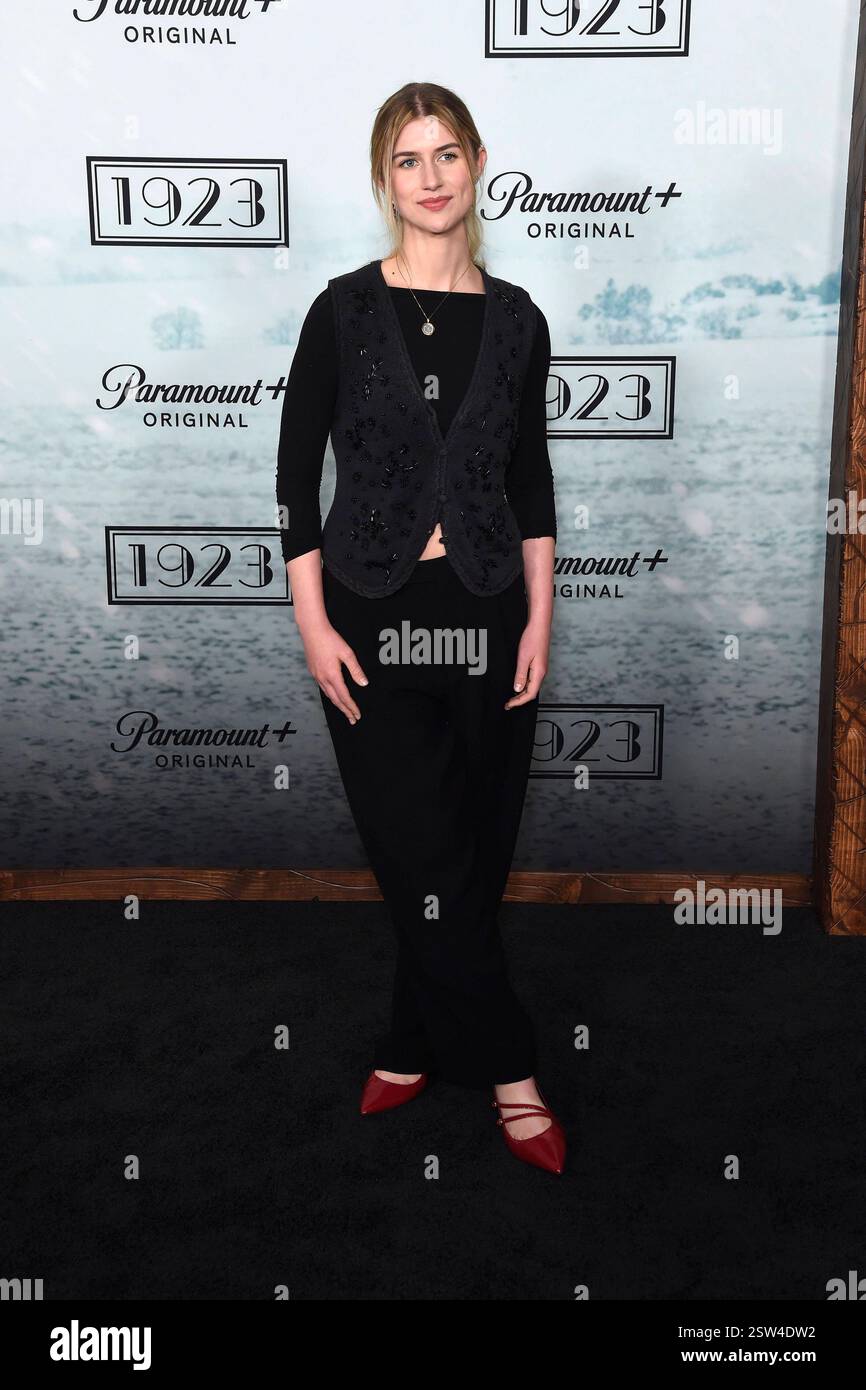 Brooke Butler bei der Premiere der 2. Staffel der Paramount Serie 1923 ...
