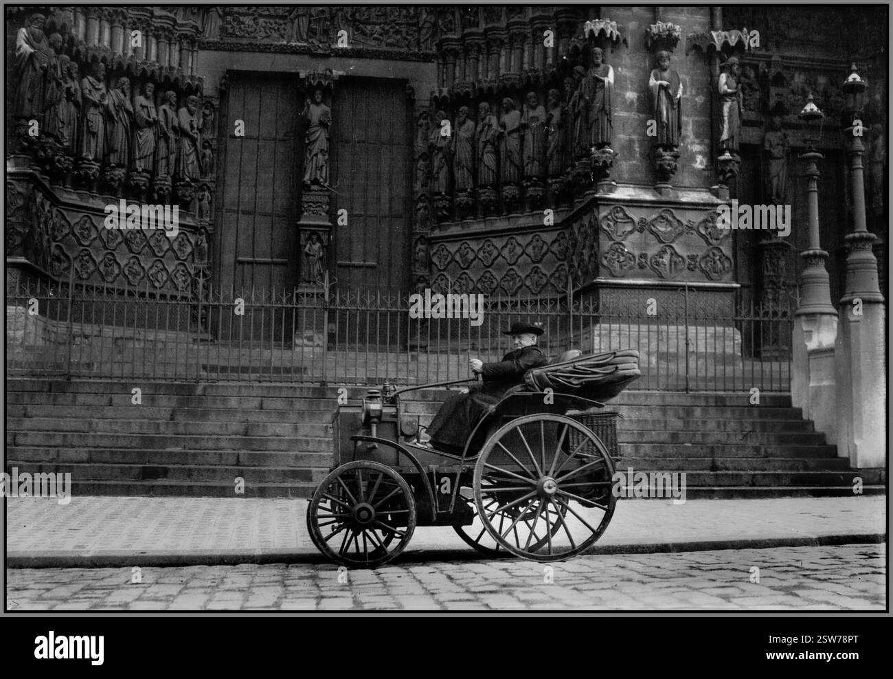 PANHARD-LEVASSOR L'Abbe Gavois with owner of an old car a Panhard-Levassor 1891 'Antoinette' France The Panhard & Levassor Type A with Type P2C then Type P2D engine is an automobile from the French automobile manufacturer Panhard & Levassor. Produced in 195 examples between 1890 and 1896, it is considered, with its Daimler Type P engine, to be the first mass-produced car with a gasoline engine in the history of the automobile Stock Photo