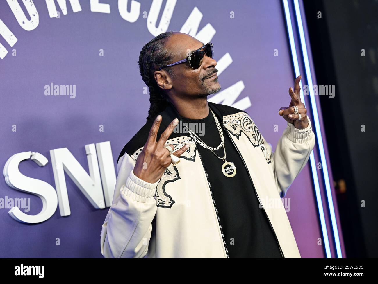 Snoop Dogg attends the SNL50 The Concert at Radio City(01)