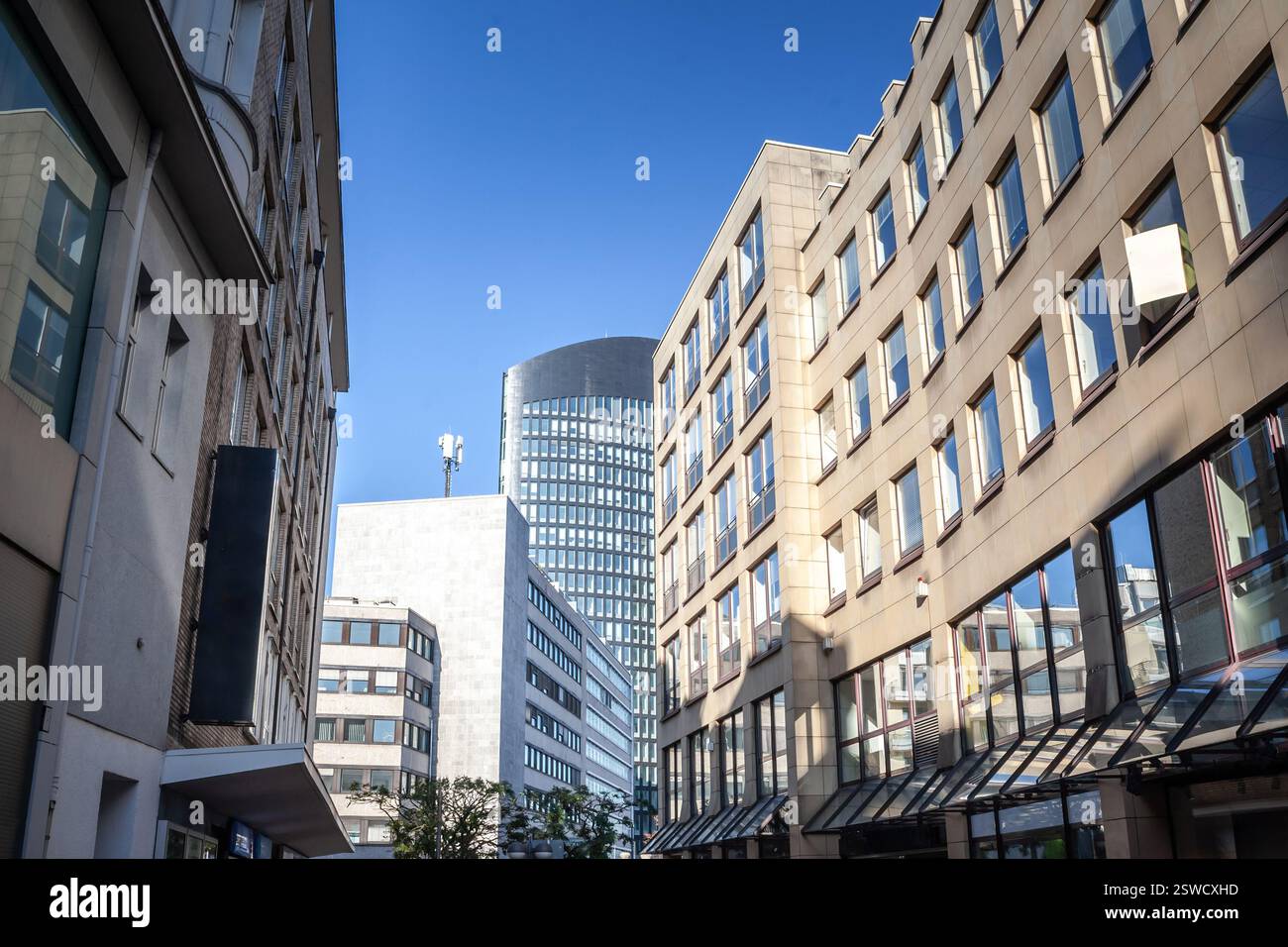 Urban landscape featuring tall hi-res stock photography and images - Alamy