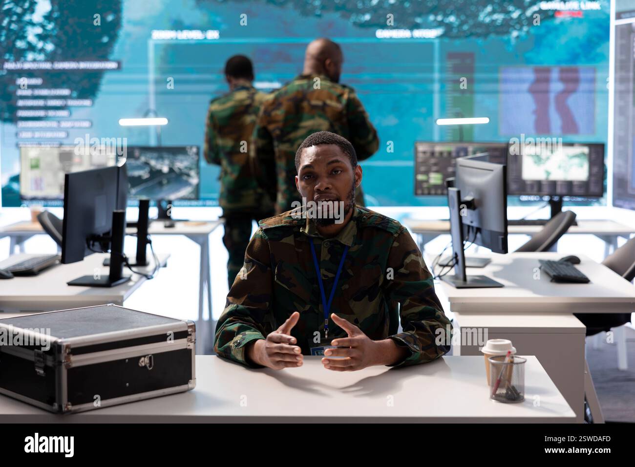 Field engages hi-res stock photography and images - Alamy