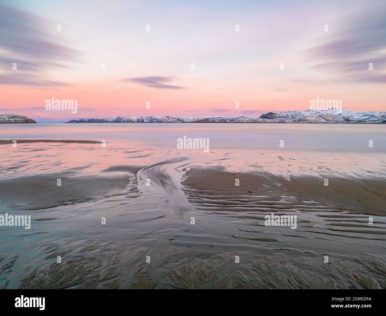 Empty sand beach sunset hi-res stock photography and images - Alamy