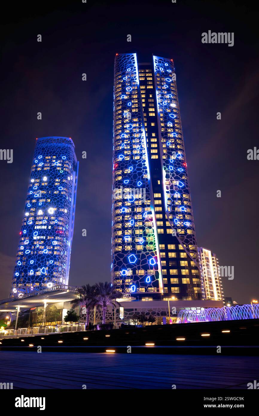 Lusail Qatar February 20 2025 Crescent Tower Katara Hotel Building Lusail Qatar February 20 2025 Crescent Tower Katara Hotel Building