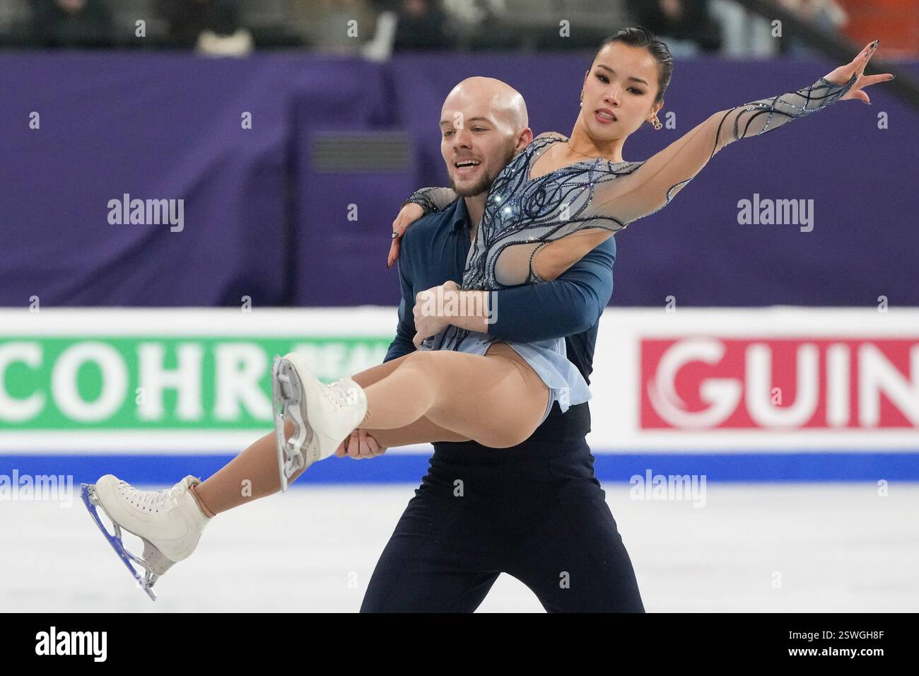 Ellie Kam and Danny O'Shea of the United States perform during the ...