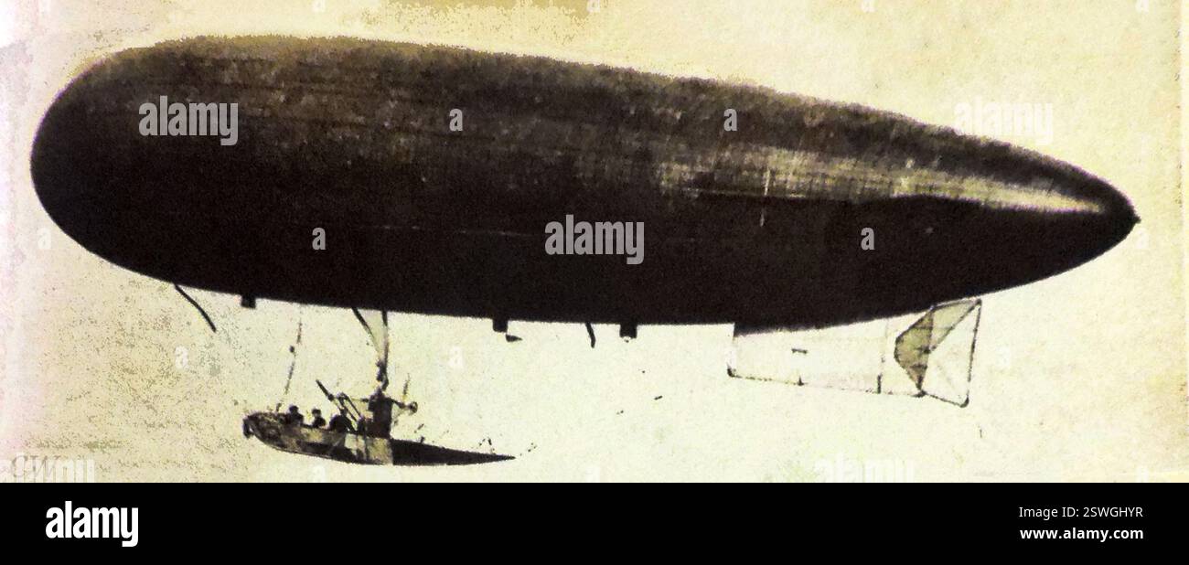 1910 - The British Army small airship 'Beta' (non rigid type) ,a rebuild of 'Baby' with a new envelope. Beta II  appeared in 1912 Stock Photo