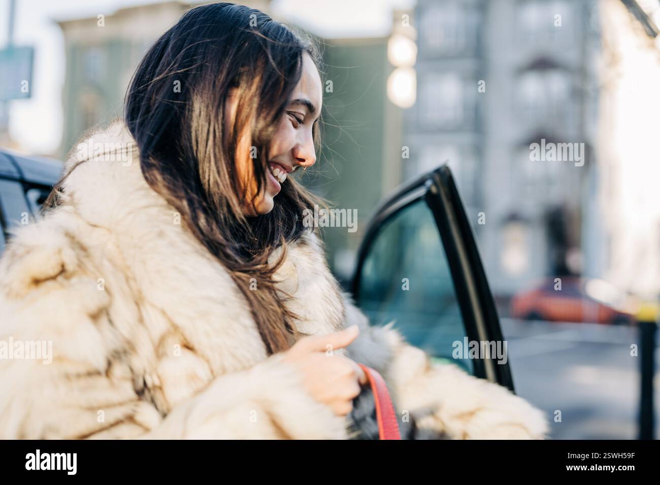 Coat woman street hi-res stock photography and images - Alamy