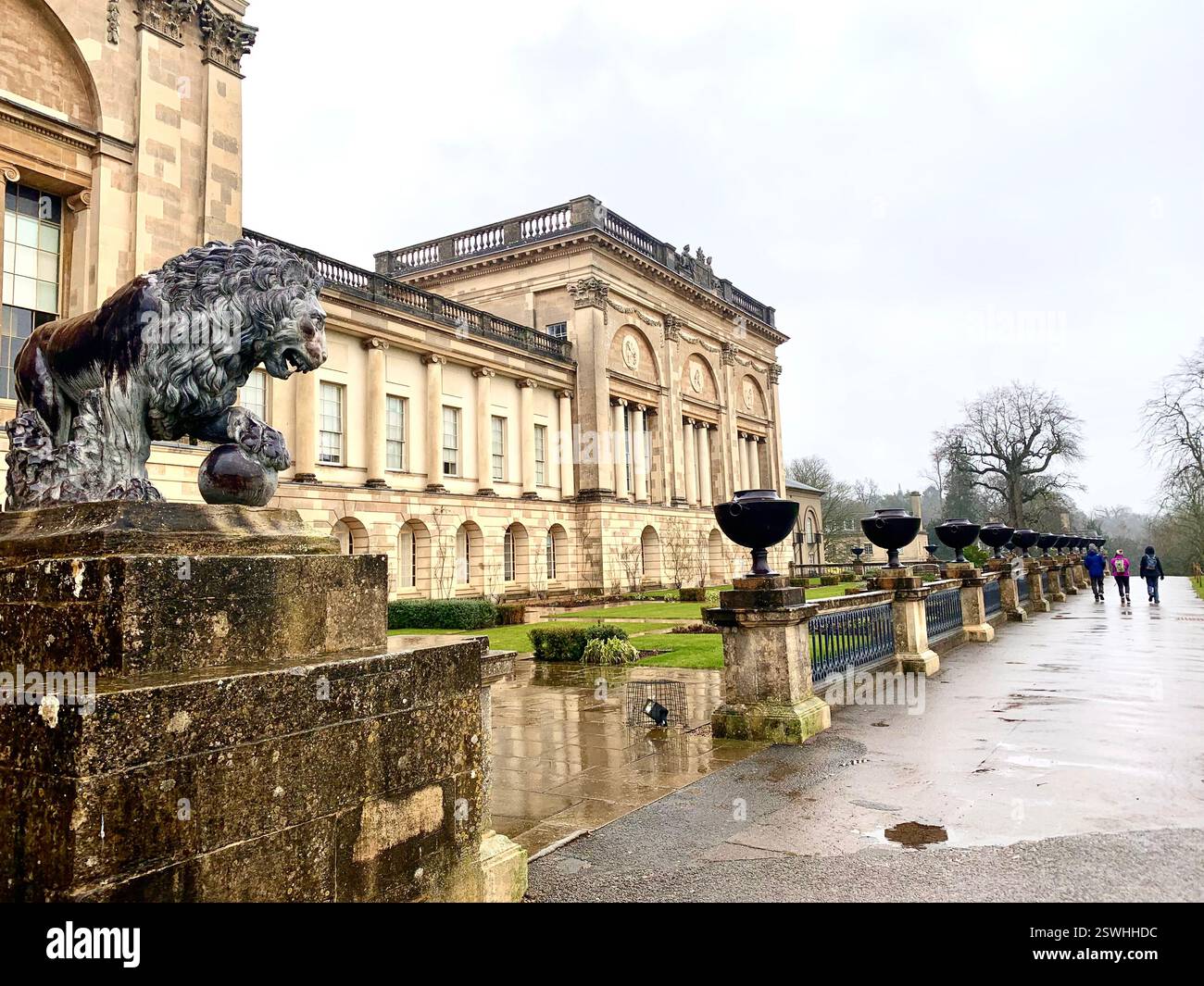 Stowe School house front rear gardens pillars boys girls raining rain wall lions lion gardens garden old style country mansion children boarding school - Smartphone Captured Stock Image