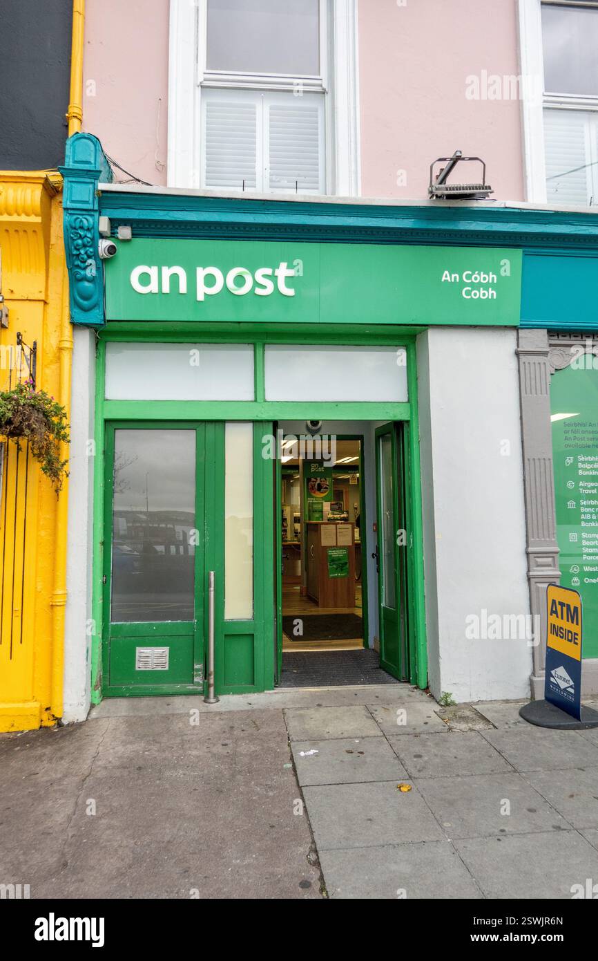 Irish Post Office Shop Front Building Exterior In Cobh Ireland, An Post, Irish postal service Stock Photo