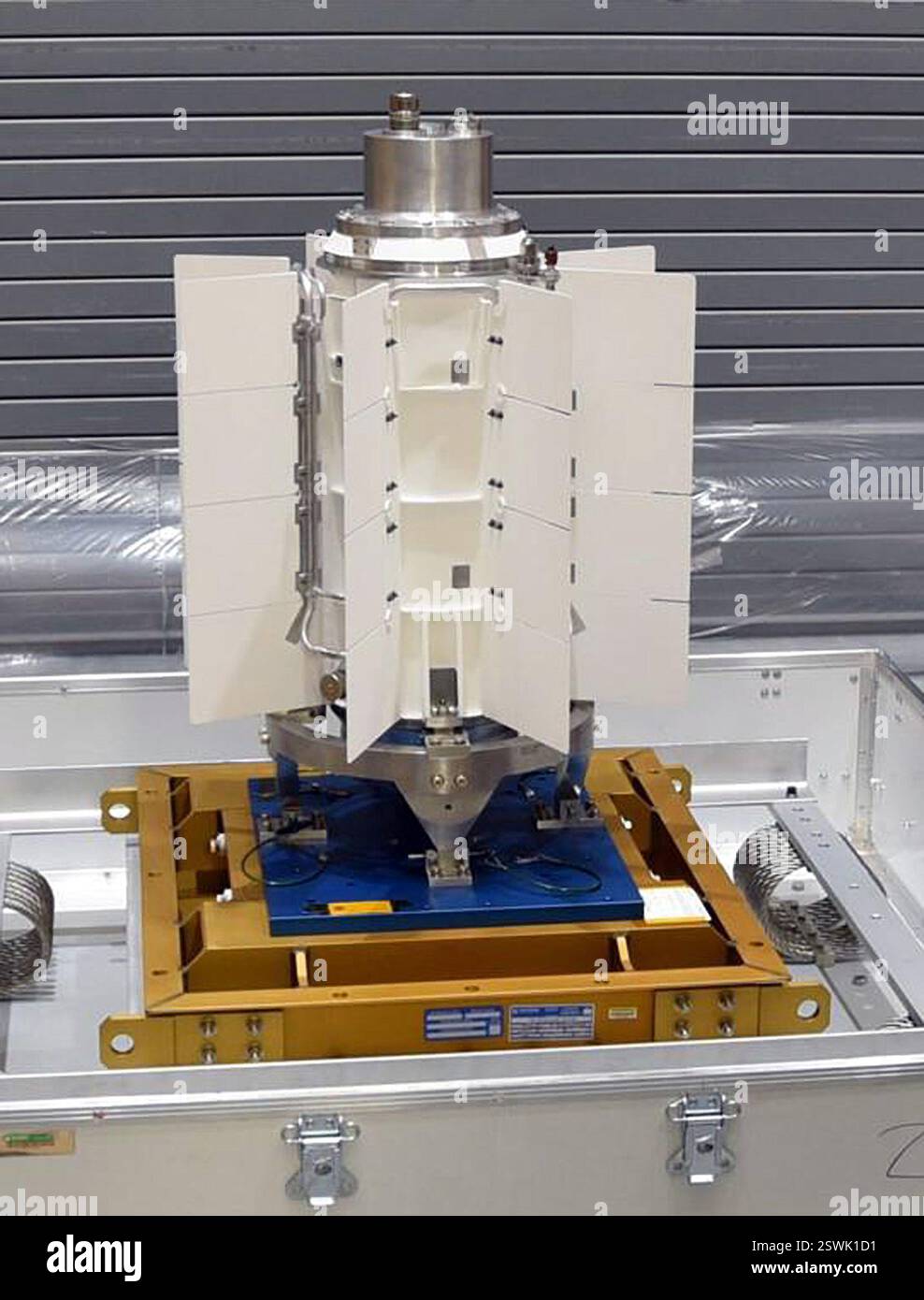 Radioisotope thermoelectric generators hi-res stock photography and ...