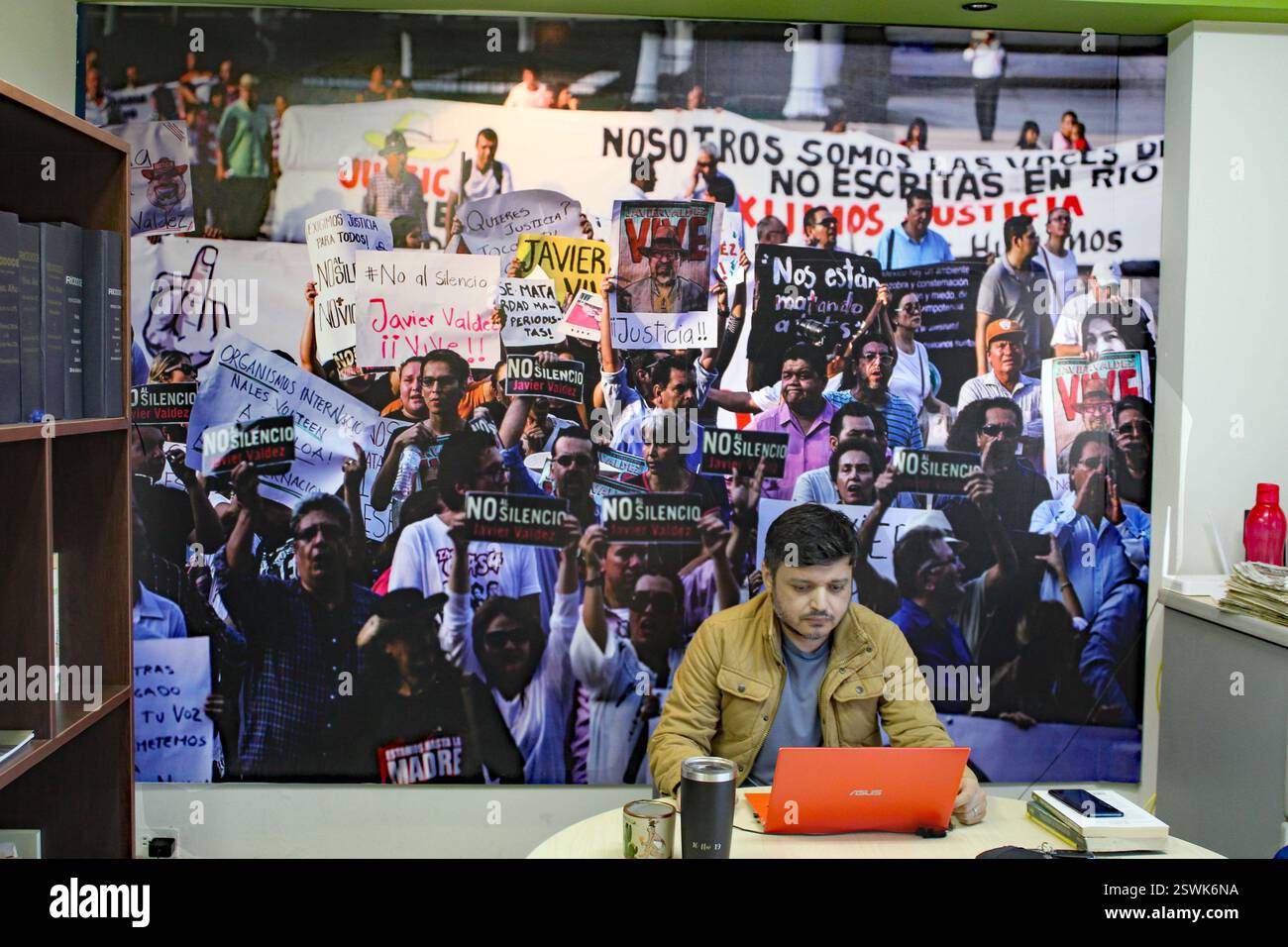 Office Infighting January 13 2025 - At the headquarters of the magazine Riodoce. Founding ...