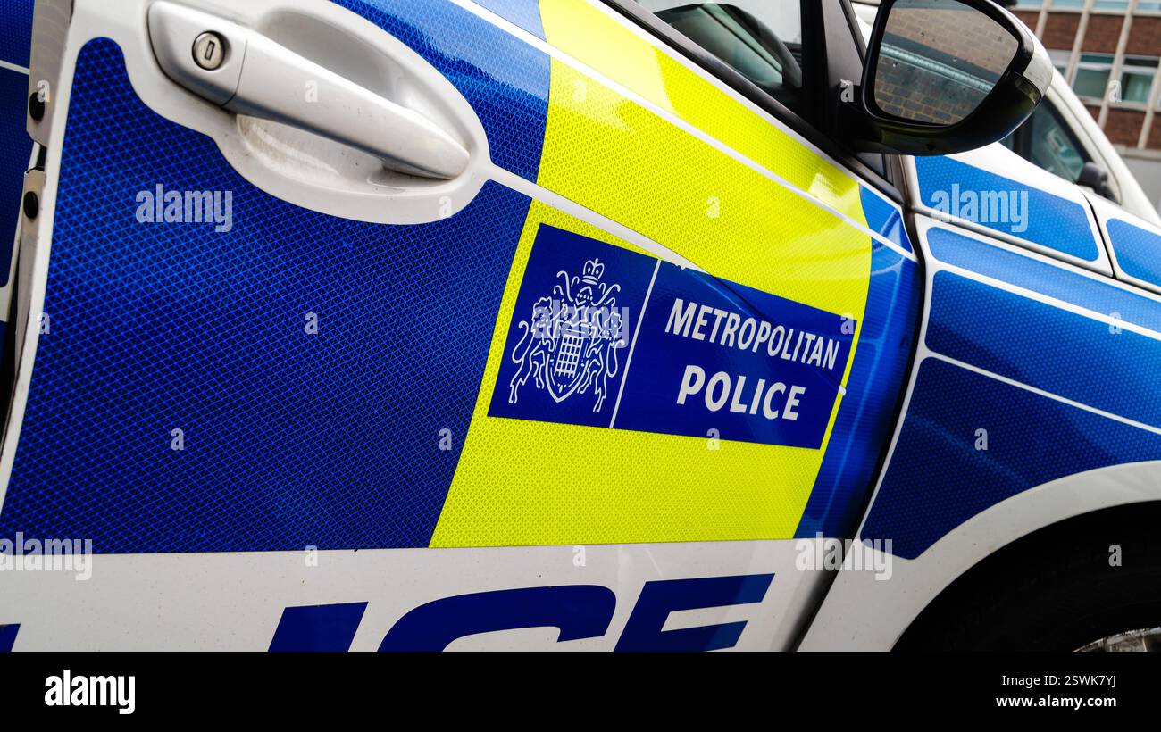 Metropolitan Police London Logo Hi res Stock Photography And Images Alamy