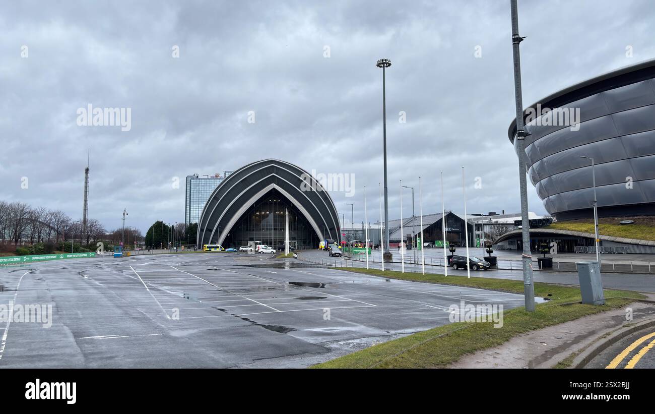 Glasgow city centre views of iconic buildings and famous tourist attractions in the rain. Dull overcast day. Grim Scottish city Stock Photo