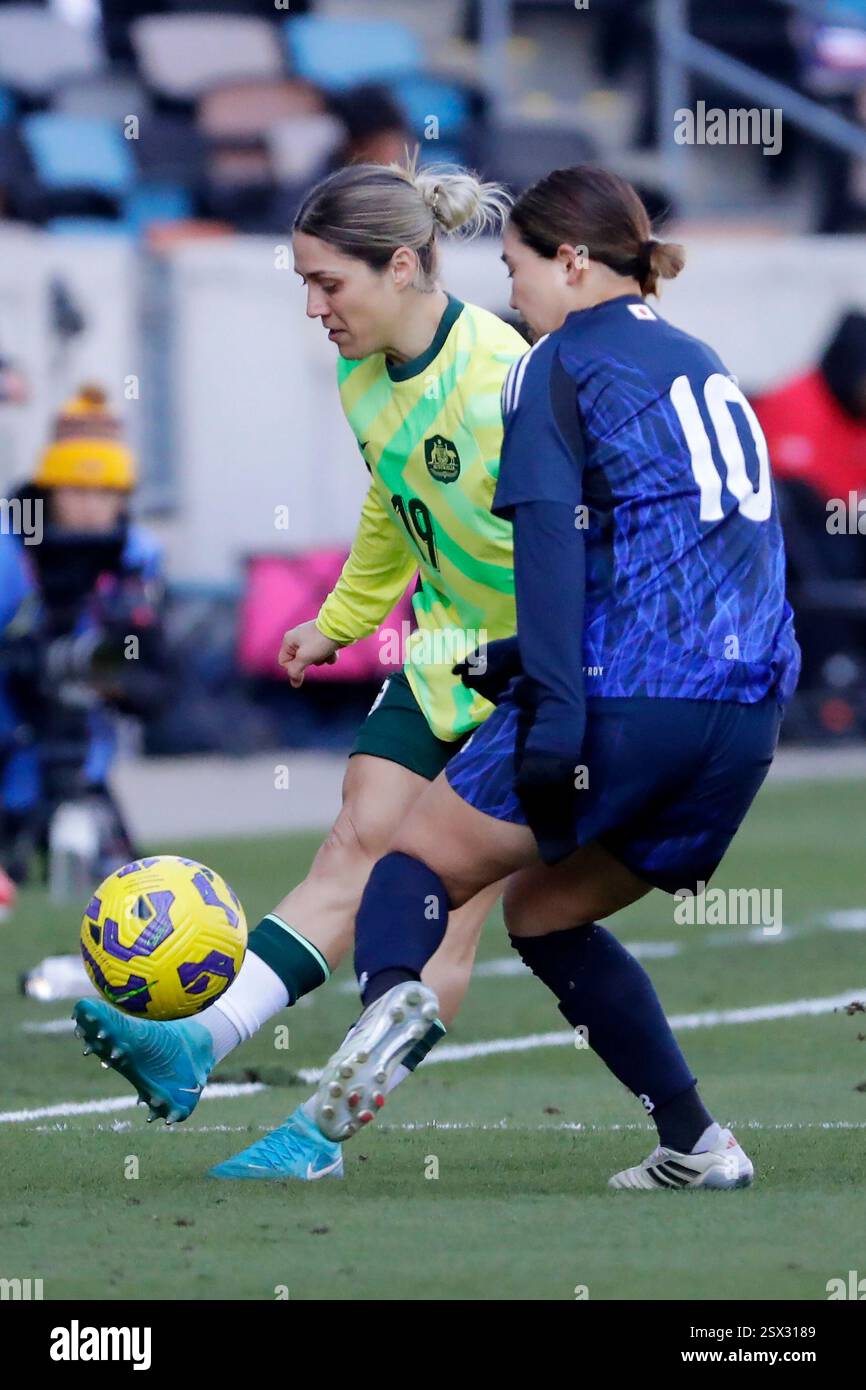 Australia midfielder Katrina Gorry (19) moves the ball against Japan ...