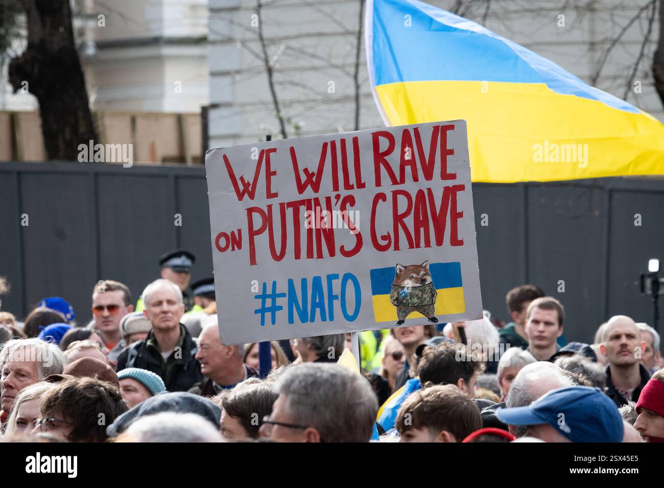 Putin Ping Rave London, UK. 22 February, 2025. A placard declaring We Will Rave on ...