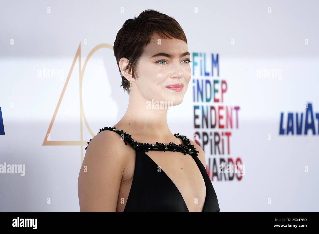 Emma Stone arrives at the Film Independent Spirit Awards on Saturday ...