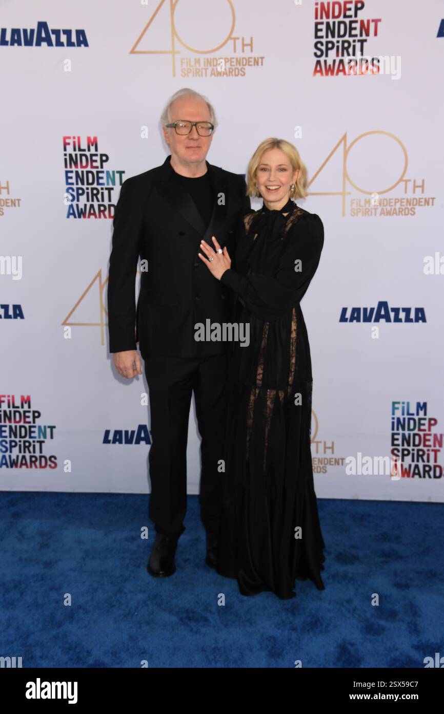 Stacy Letts SANTA MONICA, CALIFORNIA - FEBRUARY 22: Carrie Coon & Tracy Letts ...