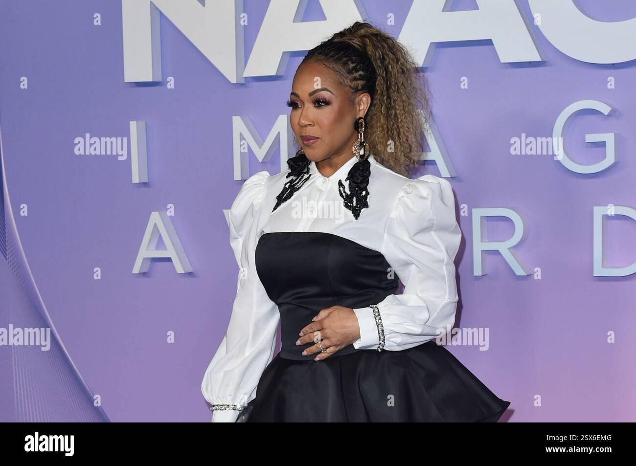 Erica Campbell arrives at the 56th NAACP Image Awards on Saturday, Feb ...
