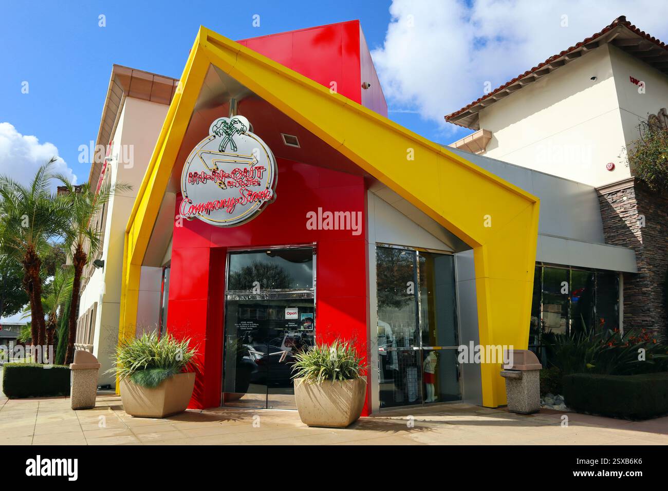 No Out In n out burger logo hi-res stock photography and images - Alamy